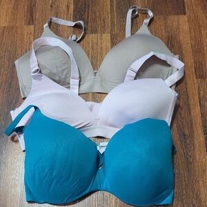 6 Everyday Bras 38C